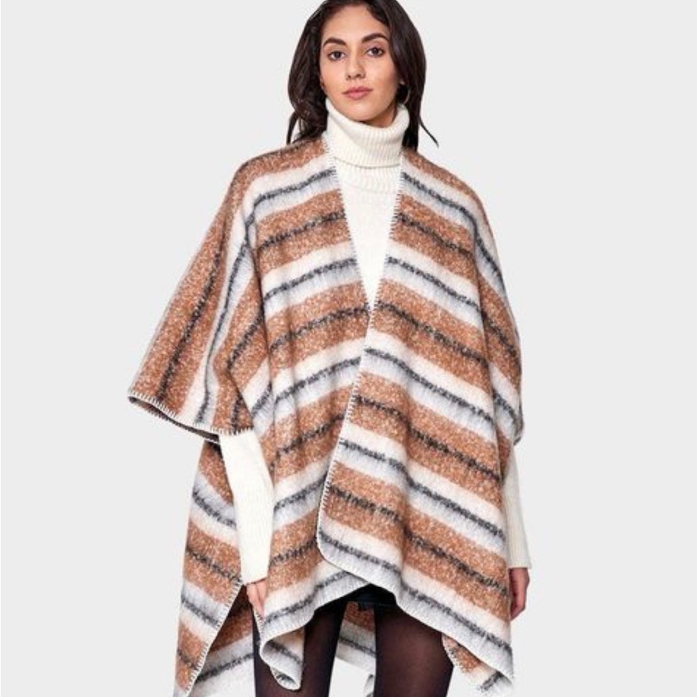 Truedames Striped Tan and Gray Women's Ruana